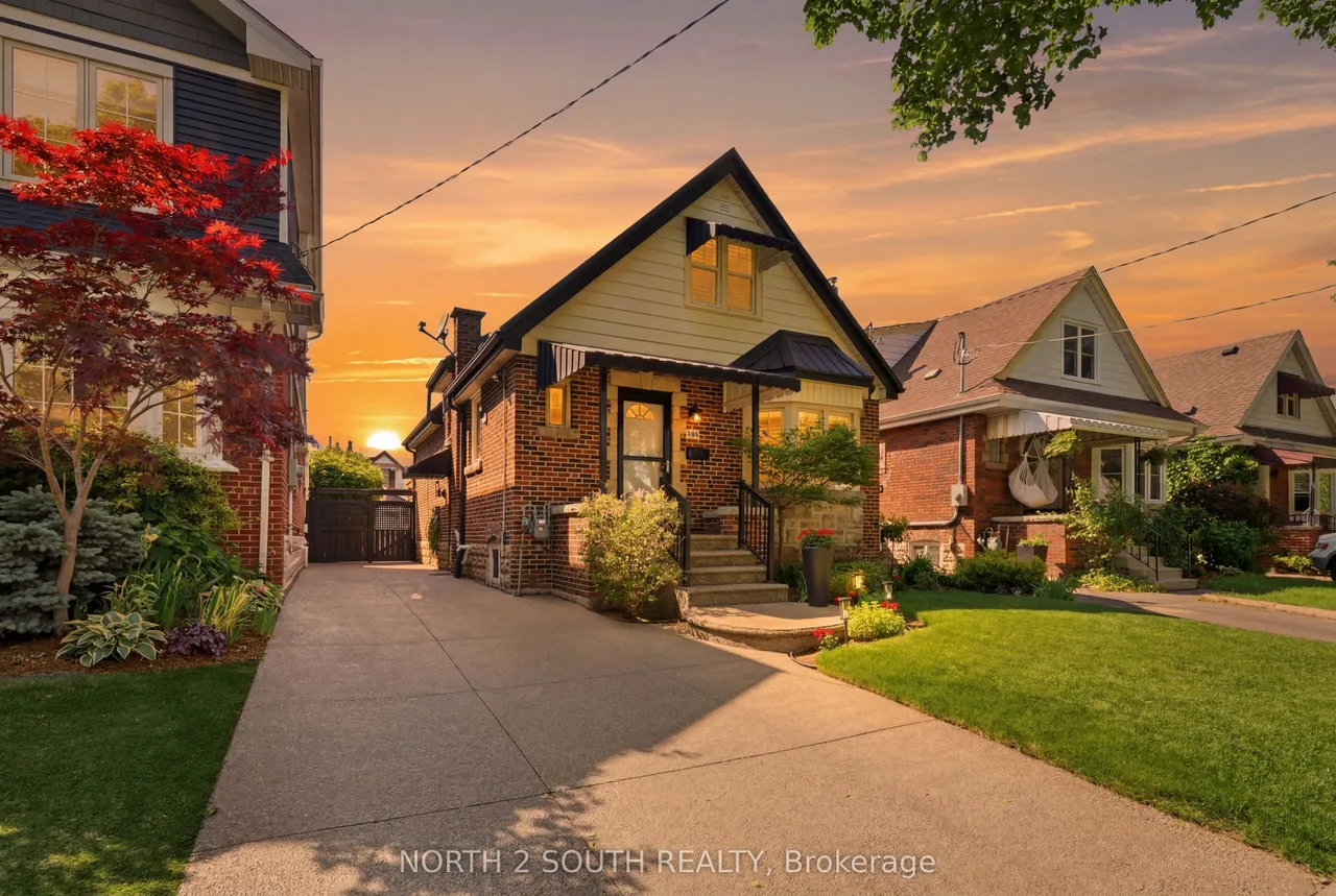212 Wexford Avenue S, Hamilton, ON L8K 2P2