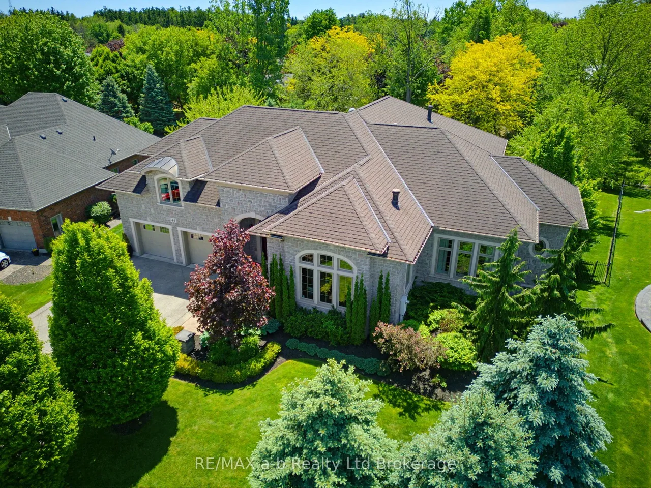 44 Yeager Avenue, Norfolk, ON N3Y 5N3