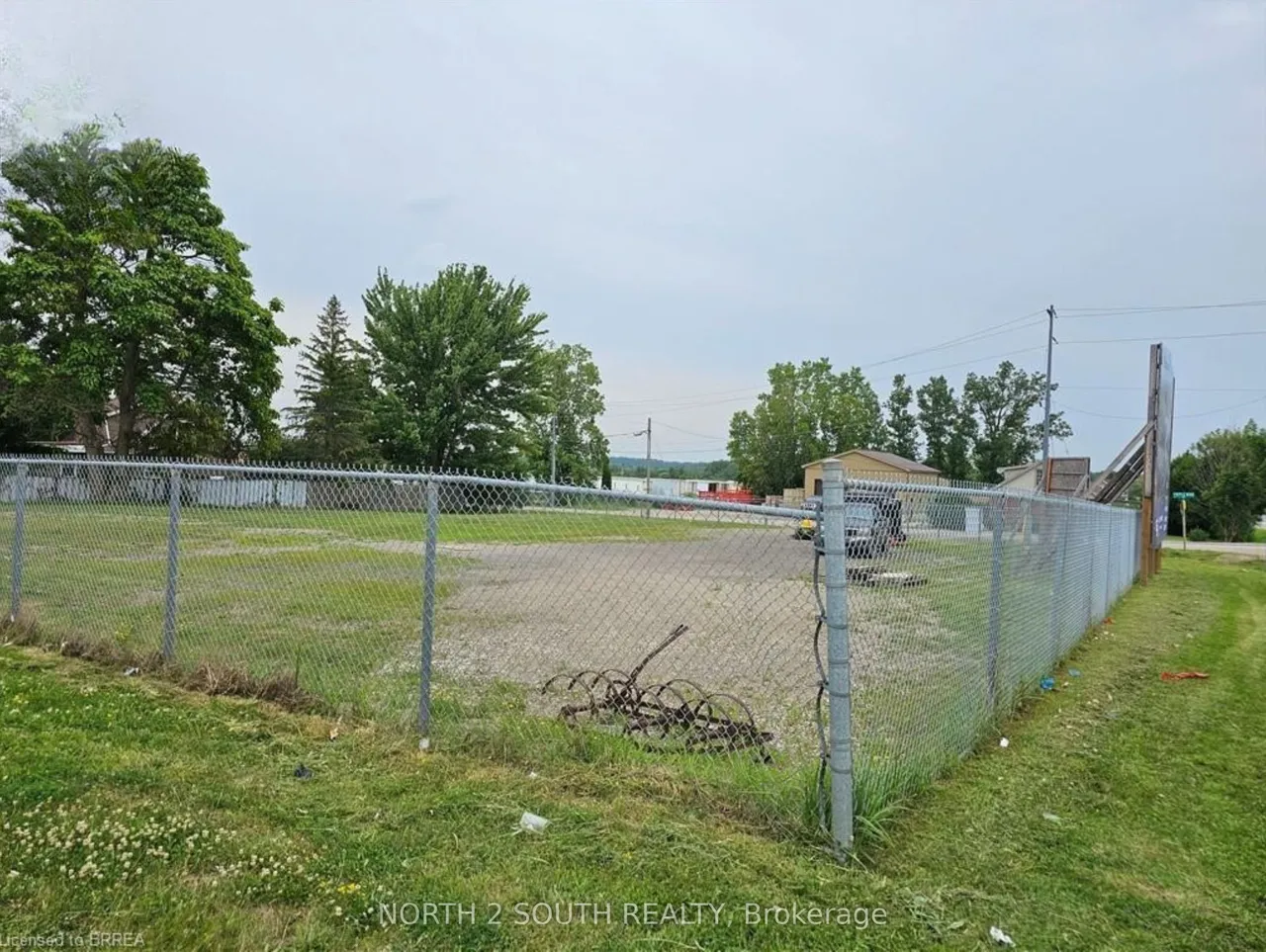 1324 Colborne Street E 2, Brantford, ON N3T 5L4