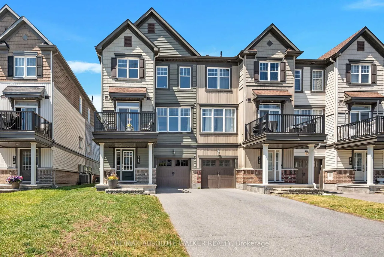 516 Thimbleberry Row, Ottawa, ON K4A 1C3