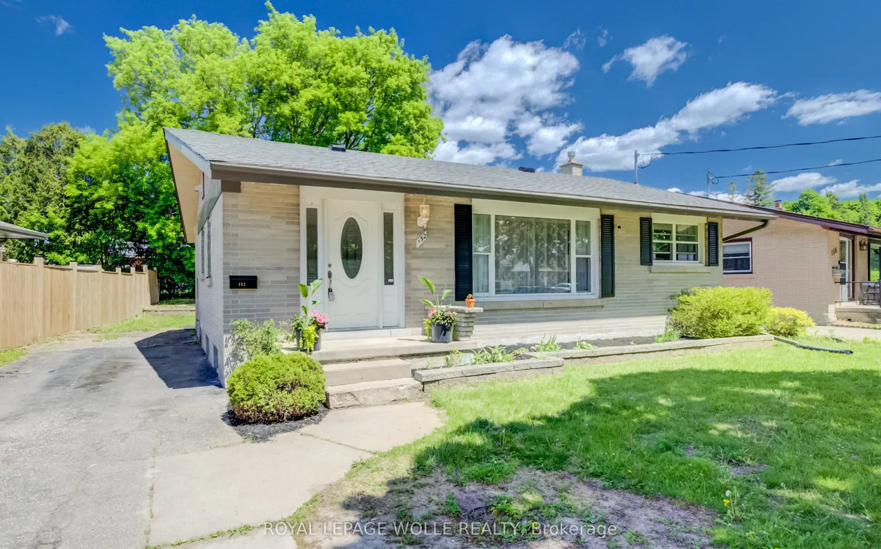 152 Clark Avenue, Kitchener, ON N2C 1Y5