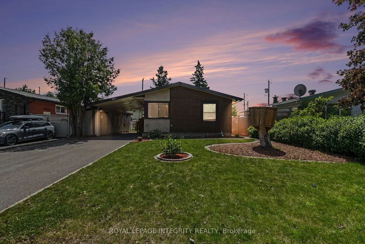 2450 Magnus Avenue, Ottawa, ON K1G 1J8